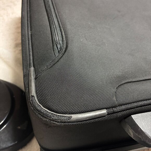 Victorinox Mobilizer Black Ballistic 25" Wheeled Deluxe Garment Bag Luggage - Picture 13 of 16